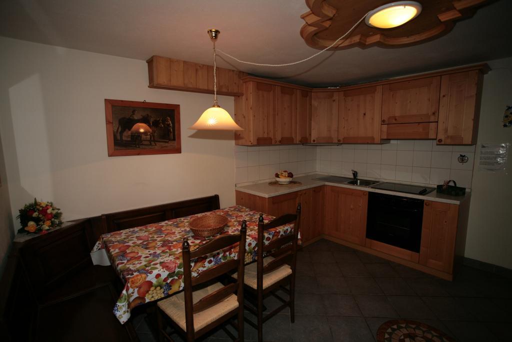Villetta Panorama Apartamento Canazei Habitación foto